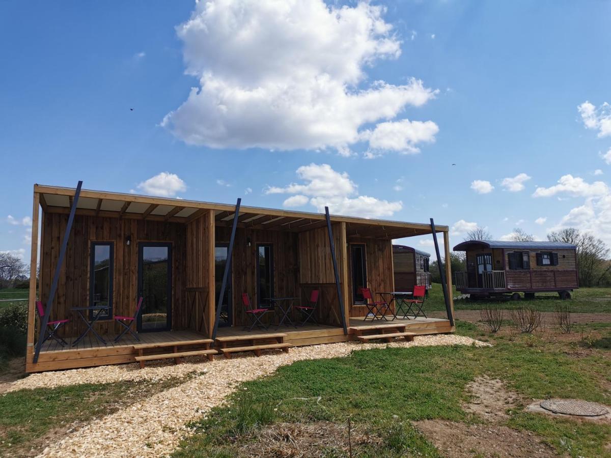 Le Village De Cottages - Le Pole Du Cheval Et De L'Ane Lignieres  Ngoại thất bức ảnh