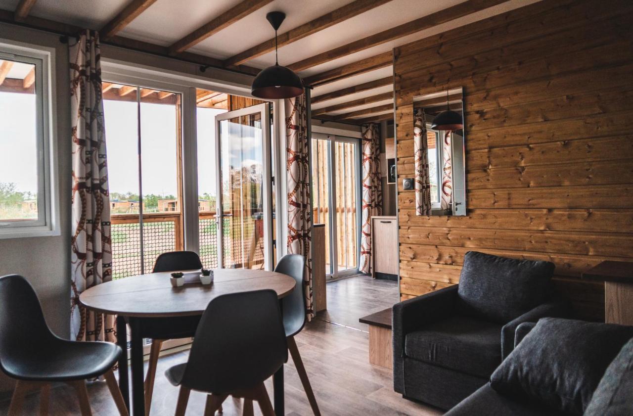 Le Village De Cottages - Le Pole Du Cheval Et De L'Ane Lignieres  Ngoại thất bức ảnh